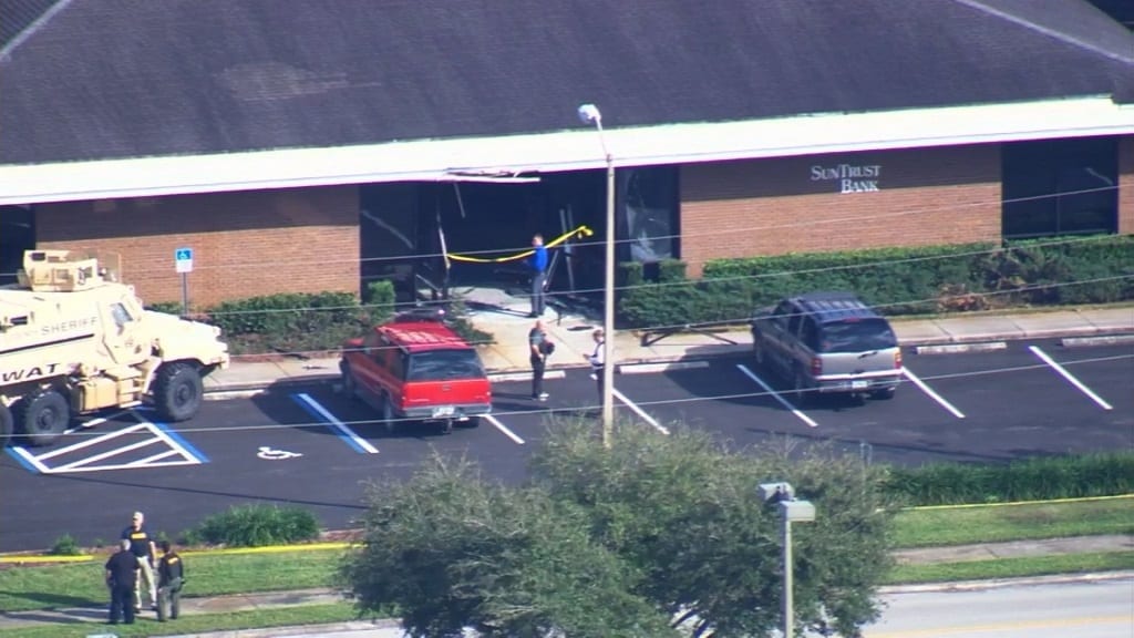 At least 5 people killed at SunTrust Bank in Sebring, Florida, police say