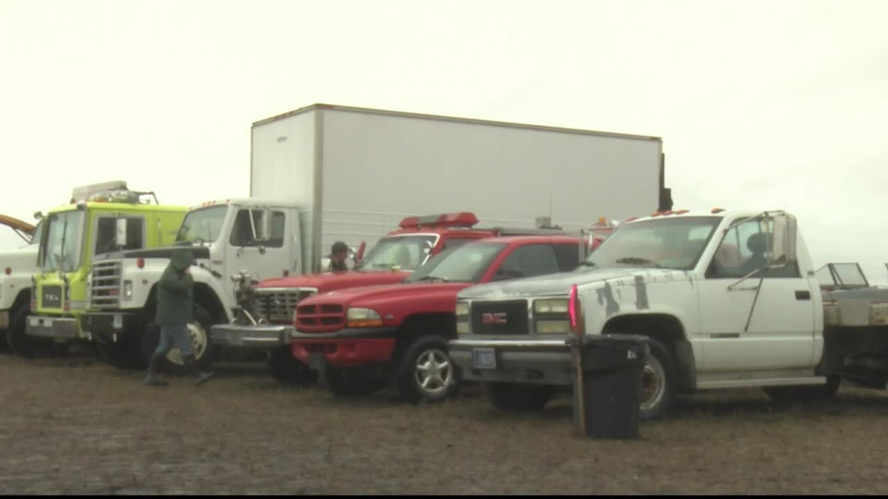 Thousands turn out for annual Creston Auction